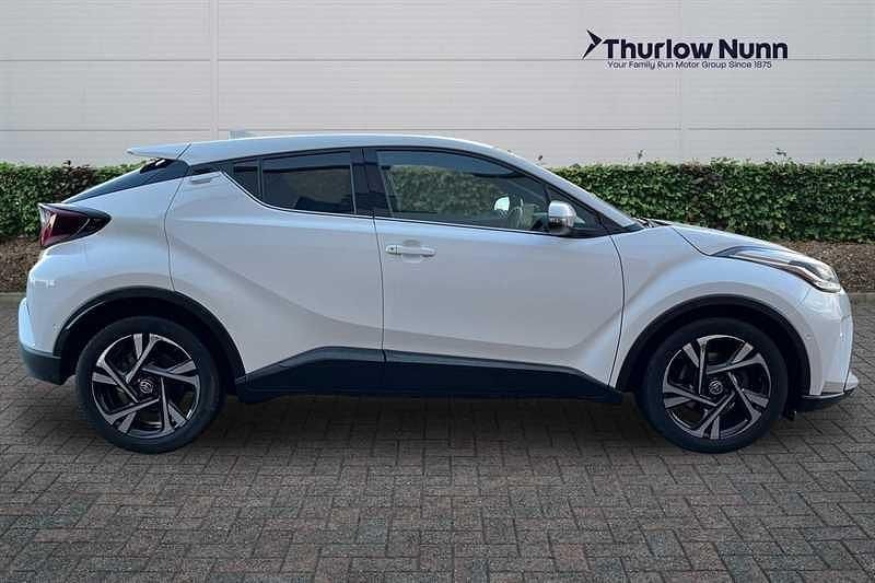 Used Toyota C-HR Design 122 HP (89 kW) 2022 White SUV