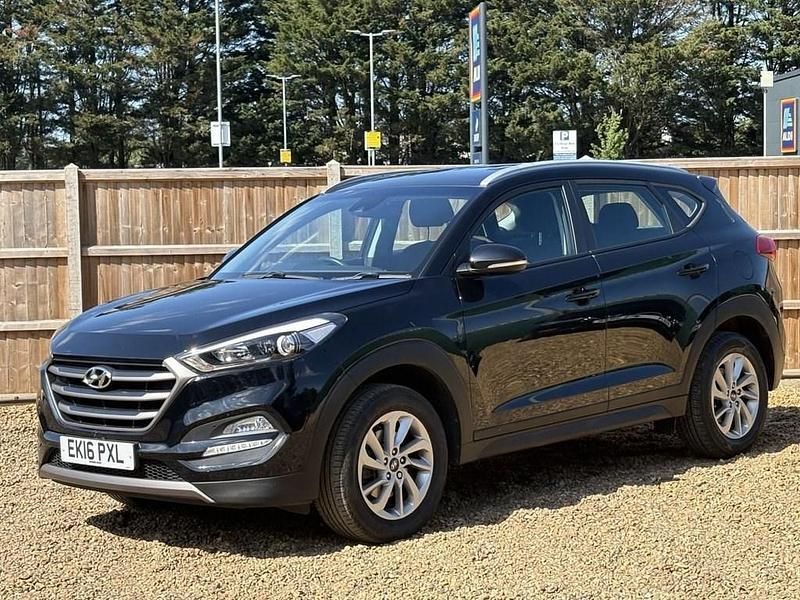 Black Used 2016 Hyundai Tucson SE SUV | £9,400 (Good price) - Image 1/4