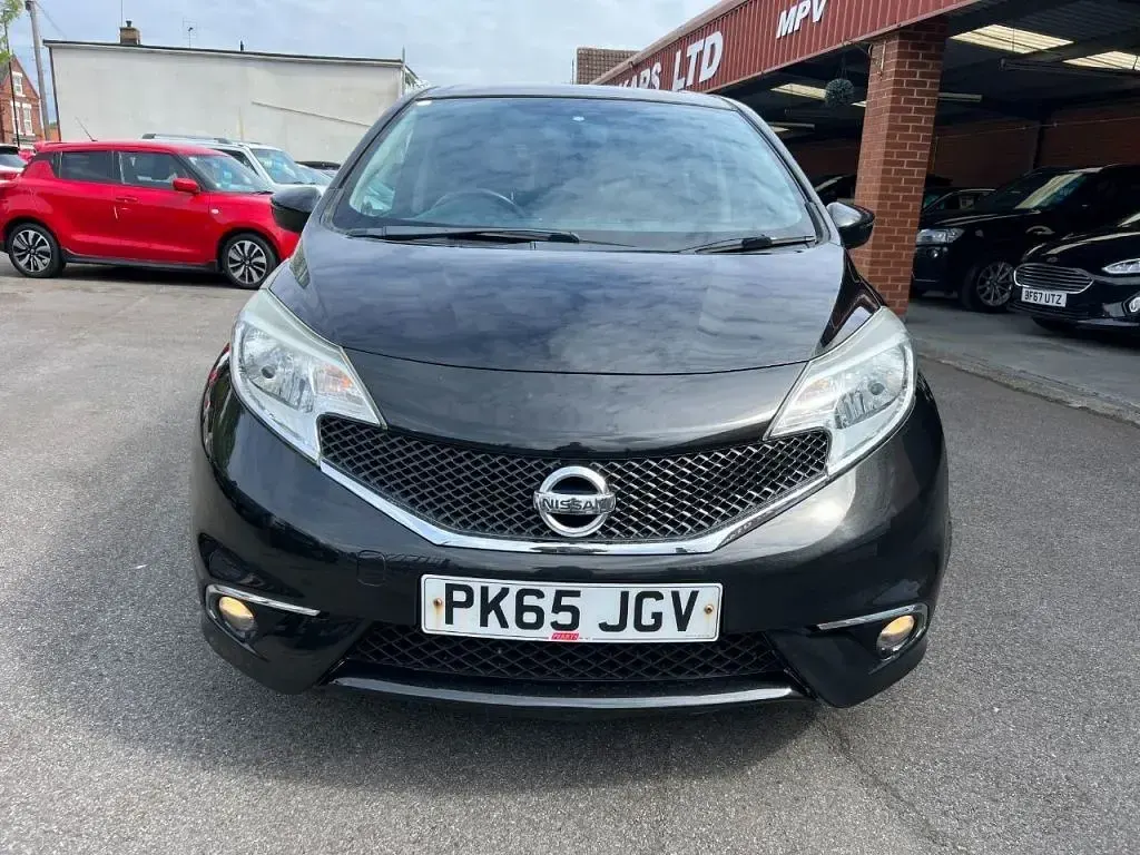 Begagnad Nissan Note Acenta 2015 Svart Halvkombi