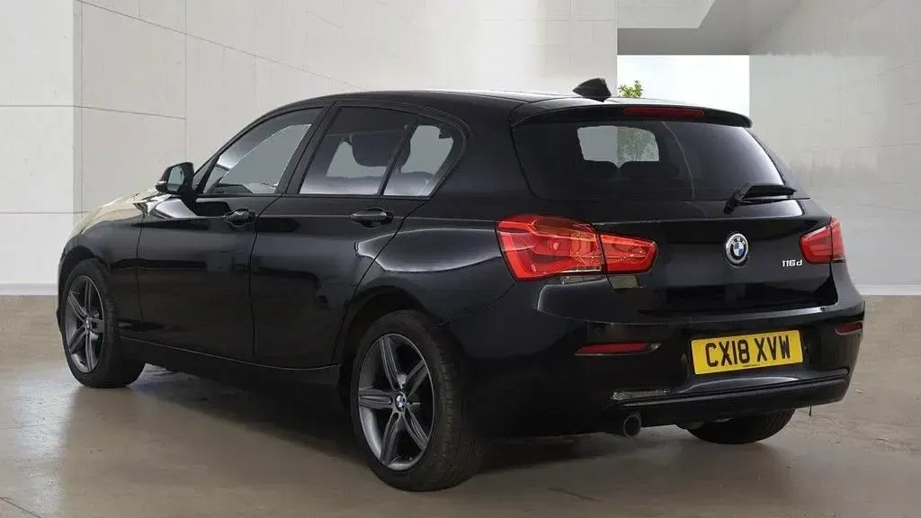 Used BMW 116 Sport Line 116 HP (85 kW) 2018 Black Hatchback