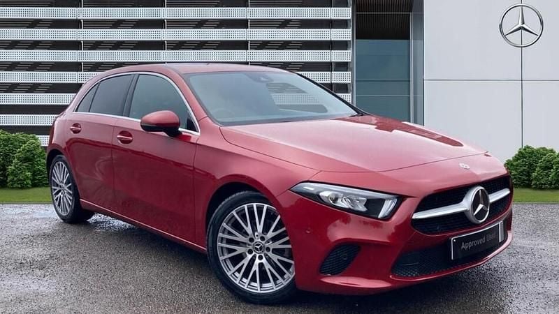 Used Mercedes A180 Executive 136 HP (100 kW) 2022 Red Hatchback