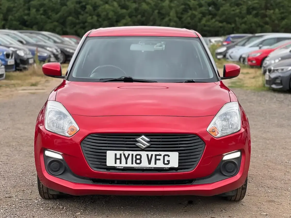 Used Suzuki Swift SZ3 90 HP (66 kW) 2018 Red Hatchback