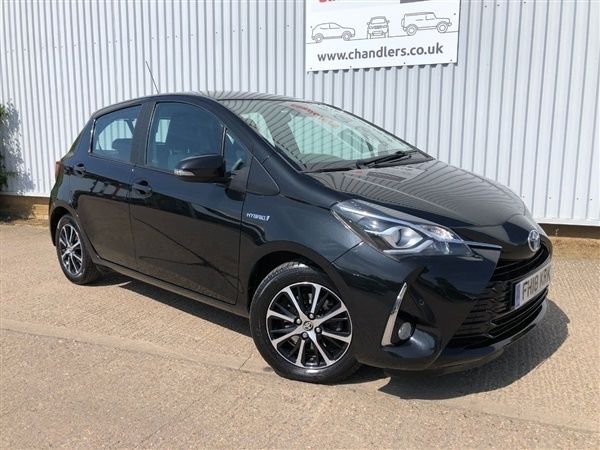 Black Used 2018 Toyota Yaris Hatchback | £11,490 (Fair price) - Image 1/1