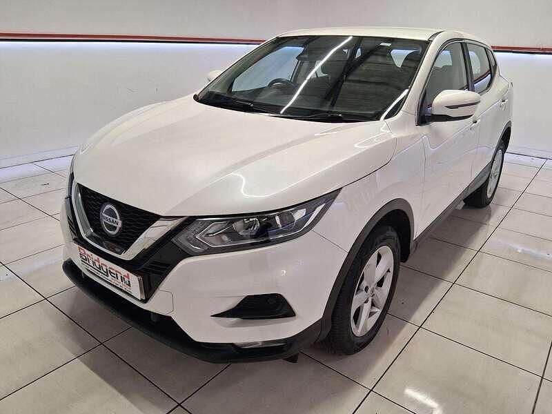 Used Nissan Qashqai Acenta Premium 2021 White SUV