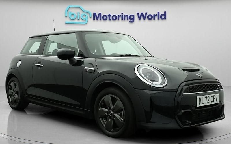 Black Used 2022 Mini Cooper S Classic Hatchback | £18,000 (Super price) - Image 1/4
