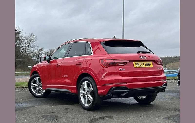 Used Audi Q3 S-Line 150 HP (110 kW) 2022 Red SUV