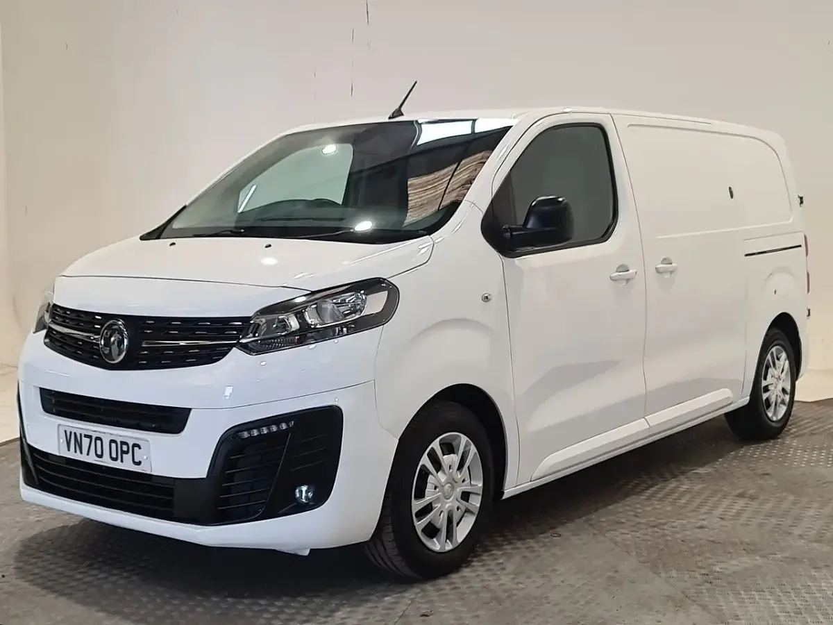 Used Vauxhall Vivaro Sportive 100 HP (73 kW) 2020 White MPV