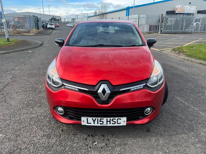 Used Renault Clio IV Dynamique 2015 Red Hatchback