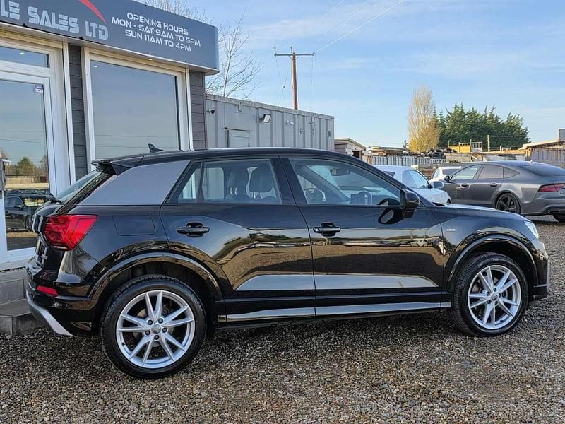 Used Audi Q2 S-Line 116 HP (85 kW) 2018 Black SUV