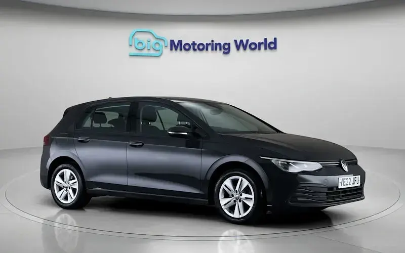 Used VW Golf VIII Life 150 HP (110 kW) 2024 Hatchback