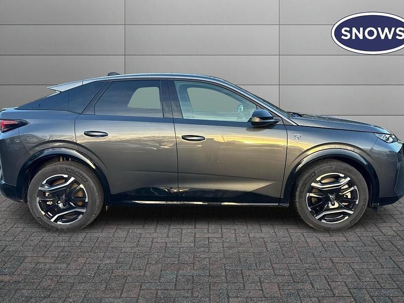 Used Peugeot e-3008 GT 156 kW (213 HP) 2025 Grey SUV