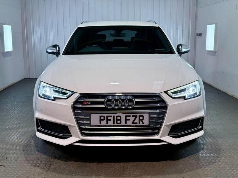 Used Audi S4 Design 354 HP (260 kW) 2018 White Estate