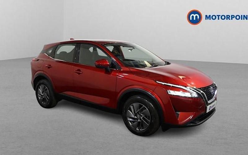 Used Nissan Qashqai Acenta Premium 140 HP (102 kW) 2023 Red SUV
