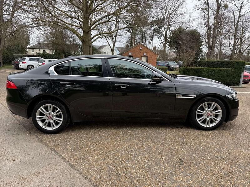 Used Jaguar XE Prestige 180 HP (132 kW) 2016 Black Sedan
