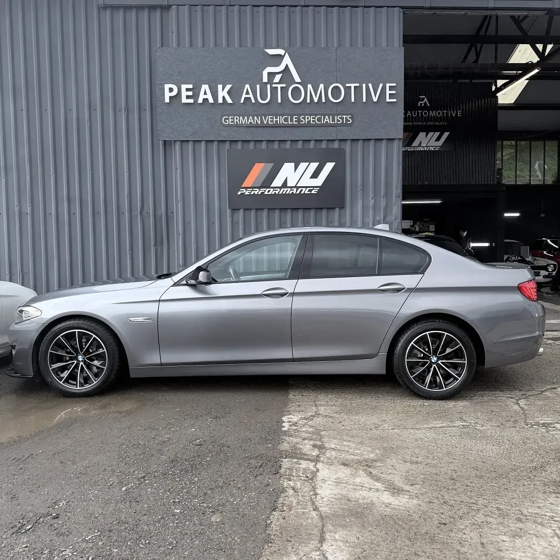 Used BMW 530 Performance 245 HP (180 kW) 2010 Grey Sedan