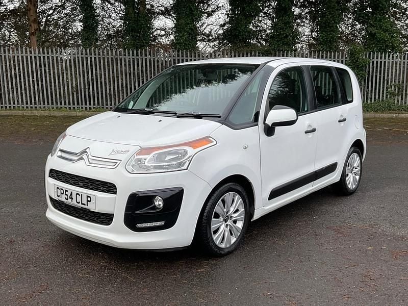White Used 2013 Citroën C3 Picasso VTR Sport MPV | £3,295 (Fair price) - Image 1/4