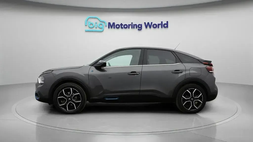 Used Citroën e-C4 Shine 100 kW (136 HP) 2023 Hatchback