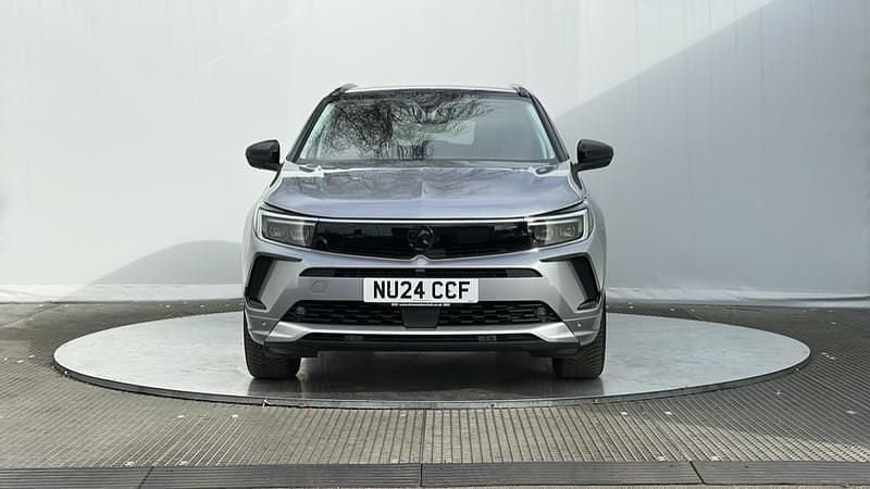 Used Vauxhall Grandland X Design Edition 130 HP (95 kW) 2024 Grey SUV