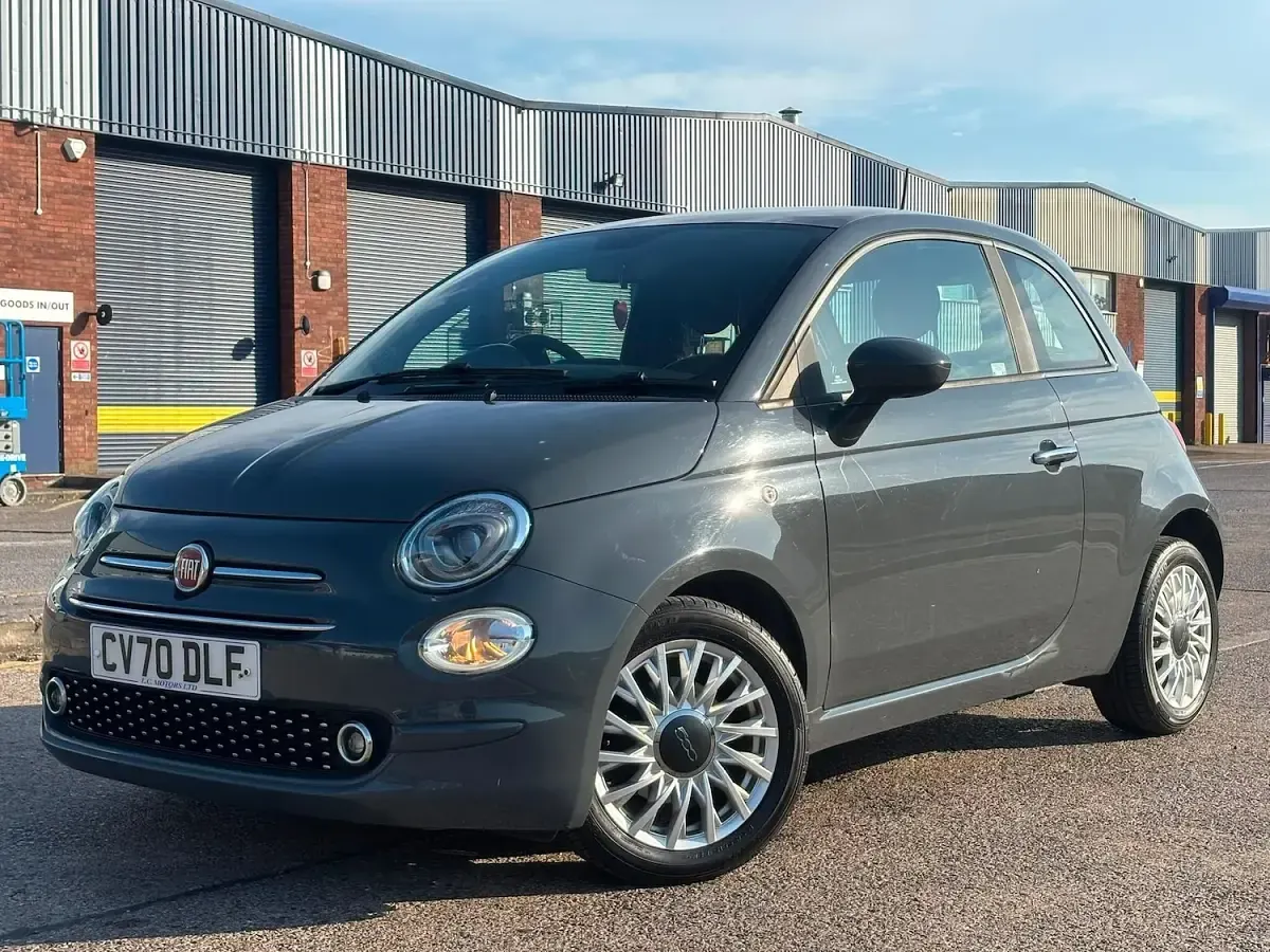 Used Fiat 500 Lounge 70 HP (51 kW) 2020 Grey Hatchback