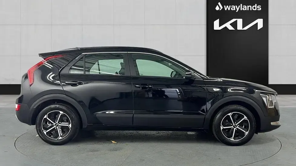 Used Kia Niro 2024 Black SUV