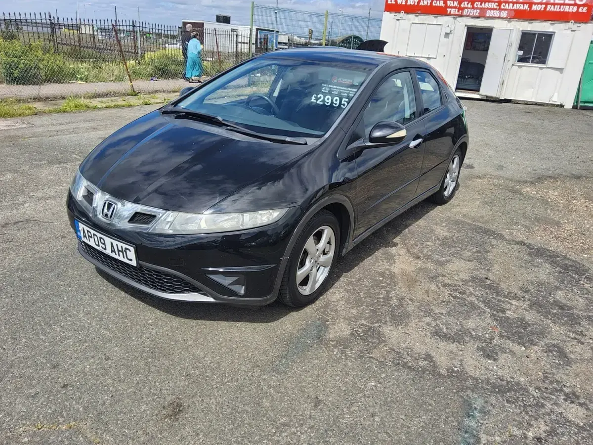 Used Honda Civic SE 98 HP (72 kW) 2009 Black Hatchback