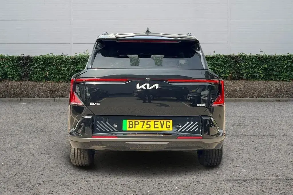 Used Kia EV5 GT-Line S 160 kW (218 HP) 2026 Black SUV