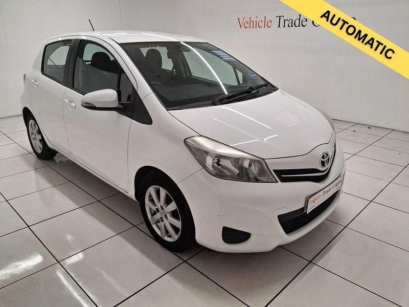 White Used 2013 Toyota Yaris Multidrive S Hatchback | £7,999 (Good price) - Image 1/4