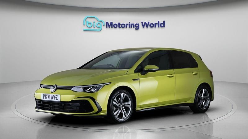 Second-hand VW Golf VIII R-line 128 CP (94 kW) 2021
