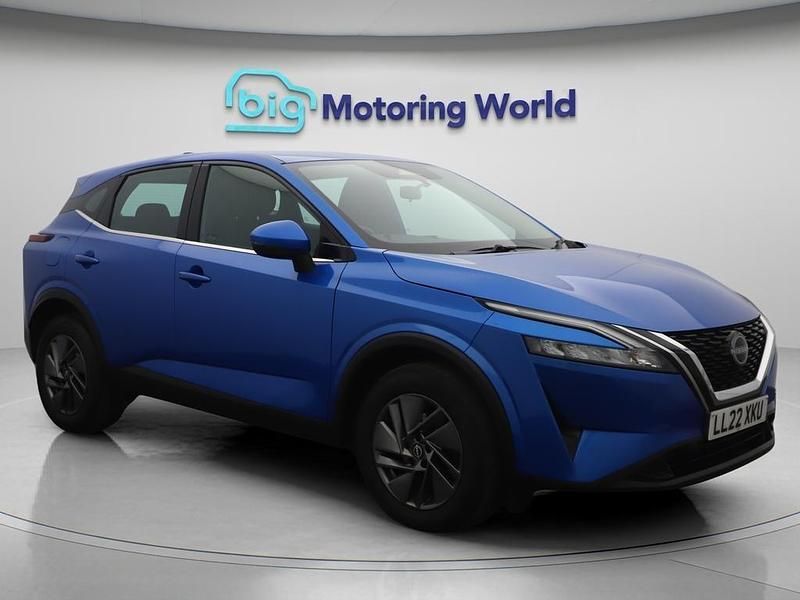 Blue Used 2022 Nissan Qashqai Acenta Premium SUV | £13,000 (Super price) - Image 1/4