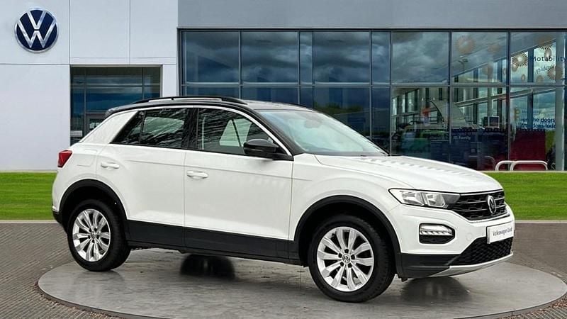 White Used 2019 VW T-Roc SE SUV | £15,490 (Fair price) - Image 1/4