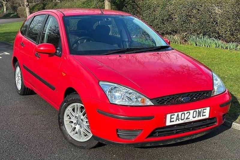 Used Ford Focus 2002 Red Hatchback