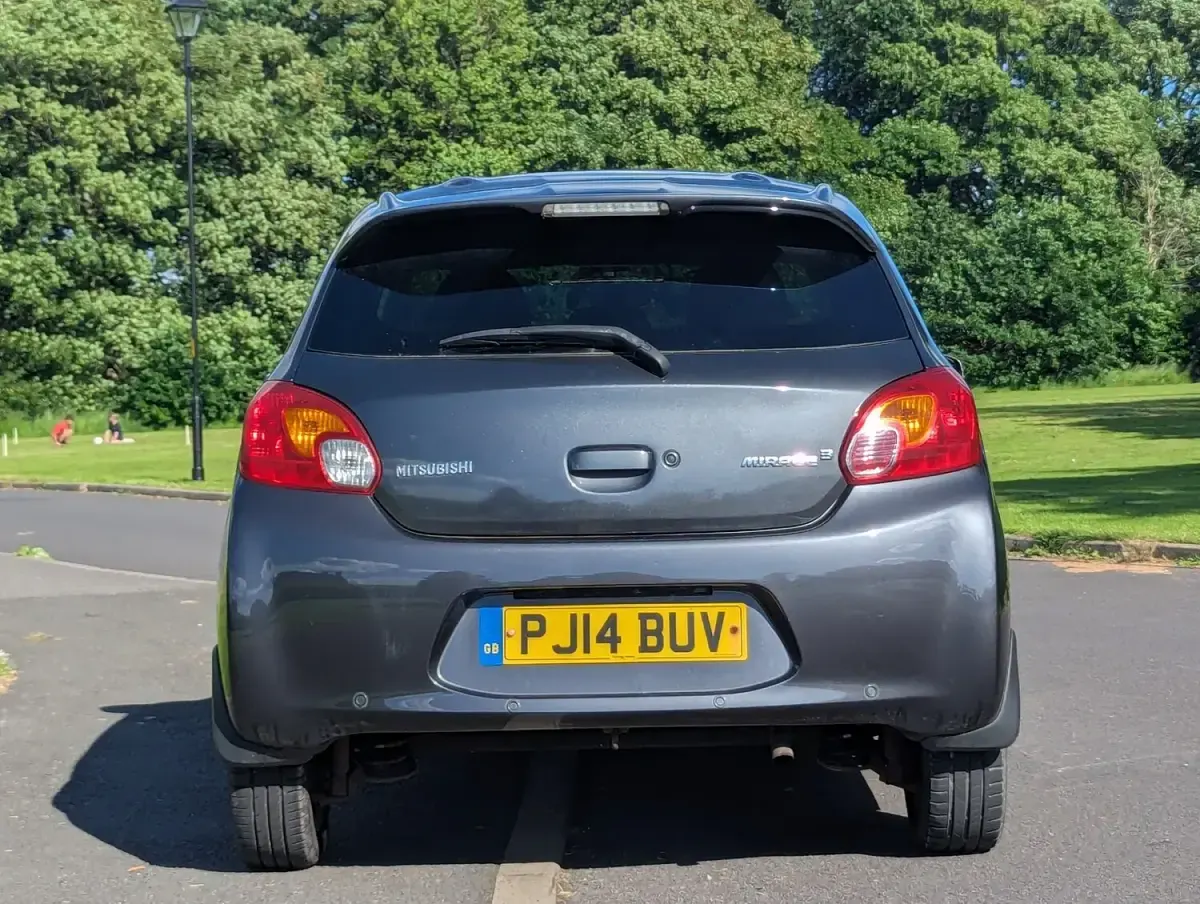 Used Mitsubishi Mirage 79 HP (58 kW) 2014 Grey Hatchback