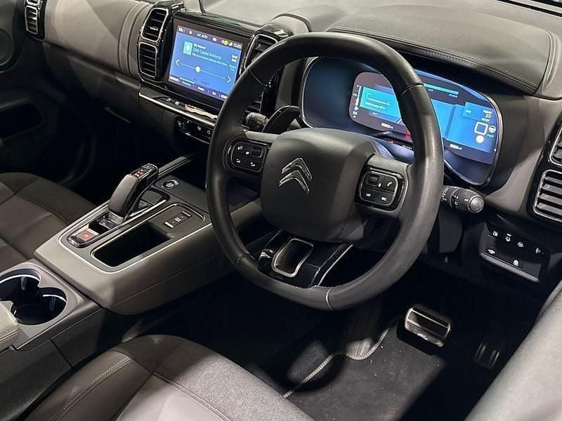 Used Citroën C5 Shine 2022 White Hatchback