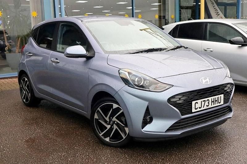 Used Hyundai i10 Premium 67 HP (49 kW) 2023 Blue Hatchback