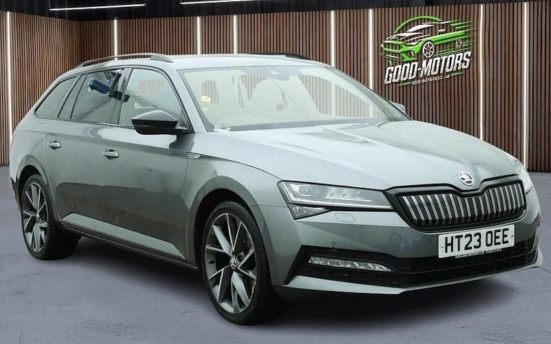Used Skoda Superb SportlinePlus 218 HP (160 kW) 2023 Estate