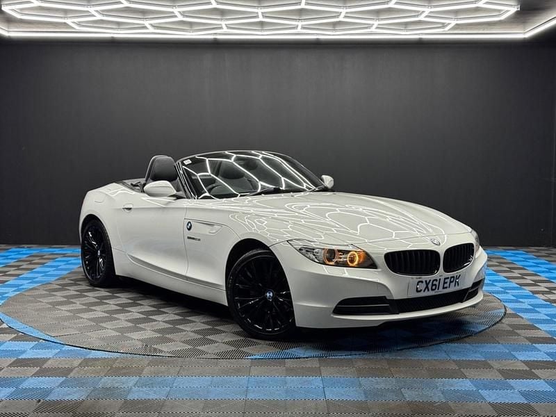 Used BMW Z4 2011 White Cabriolet