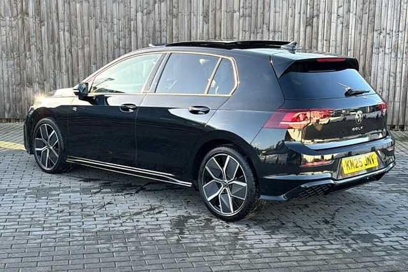Used VW Golf VIII R-line 150 HP (110 kW) 2025 Black Hatchback