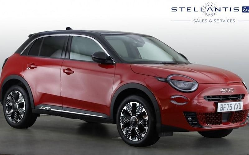 New 2025 Fiat 600 La Prima Hatchback | £22,269 - Image 1/3