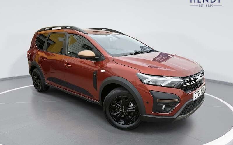 New 2024 Dacia Jogger Extreme Estate | £24,449 (Expensive) - Image 1/4
