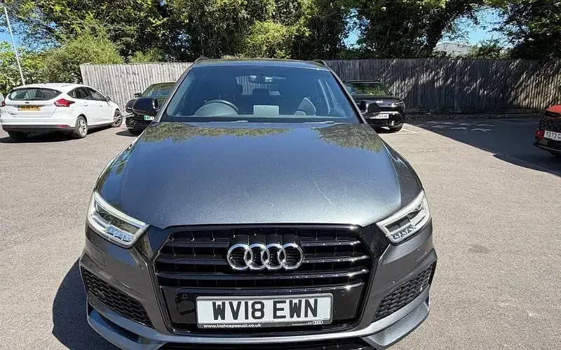 Begagnad Audi Q3 Black Edition 150 HK (110 kW) 2018 SUV