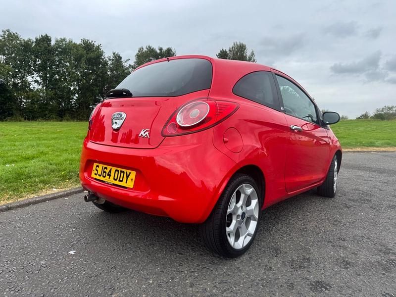 Used Ford Ka Metall 69 HP (50 kW) 2014 Red Hatchback