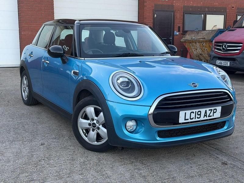 Used Mini Cooper Classic 2019 Blue Hatchback