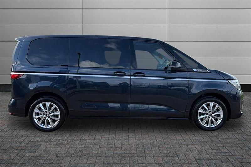 New VW Multivan Style 150 HP (110 kW) 2026 Starlight blue metallic Van