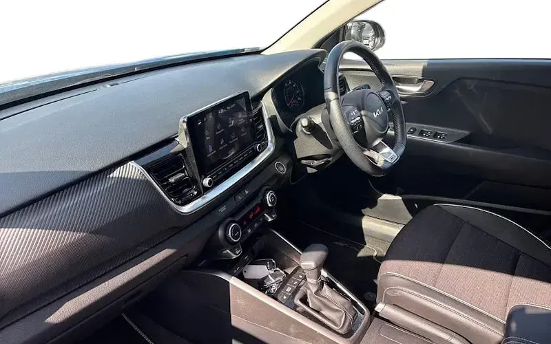 Used Kia Stonic GT-Line S 120 HP (88 kW) 2023 Blue SUV