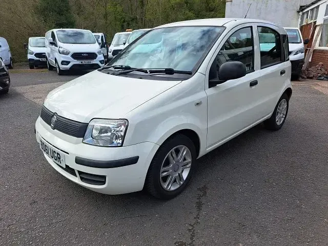 Usado Fiat Panda 69 HP (50 kW) 2011 Branco Citadino