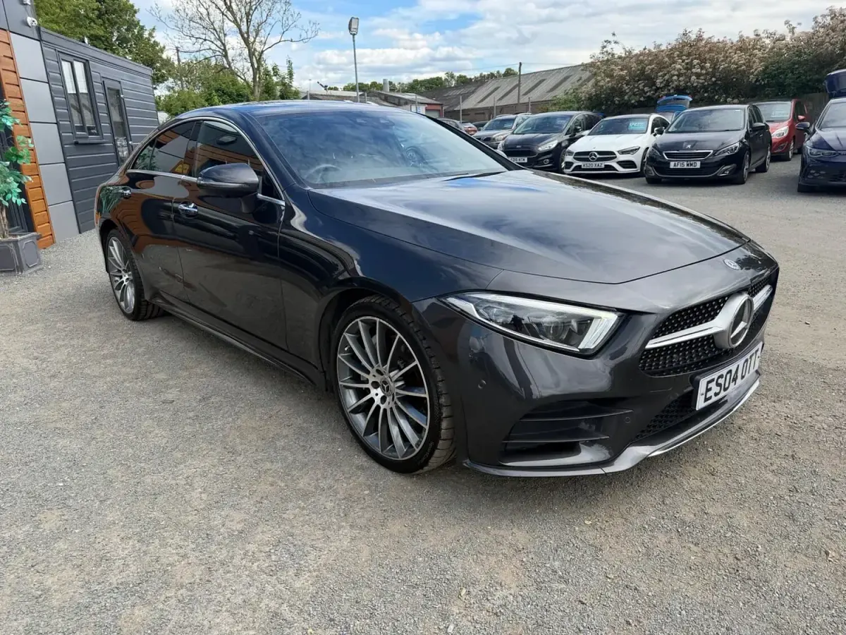 Usado Mercedes CLS400 AMG Line Premium Plus 340 HP (250 kW) 2019 Cinzento Coupé