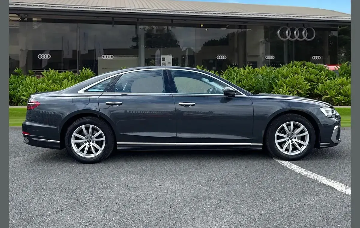 Used Audi A8L Sport 286 HP (210 kW) 2024 Grey Sedan