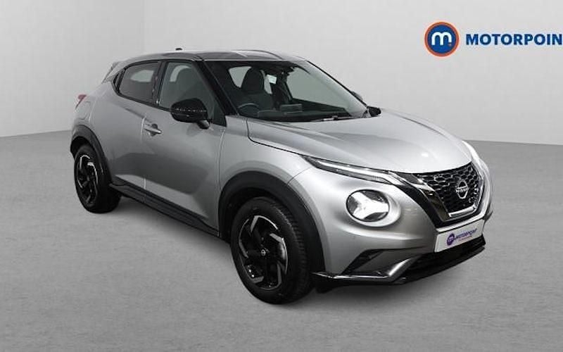 Used Nissan Juke N-Connecta 114 HP (83 kW) 2022 Silver SUV
