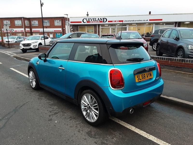 Usado Mini Cooper Hatch 2018 Azul Citadino