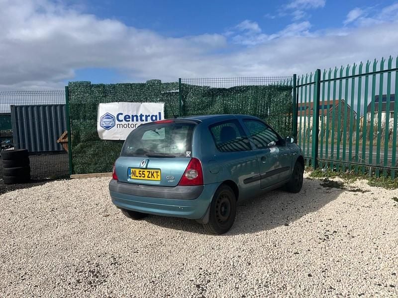 Used Renault Clio II R.S. 2005 Blue Hatchback